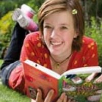 Maren Stoffels wil wel een boek met JK Rowling schrijven | Scholieren.com - 200-200-crop-aui_stoffels_m_39964