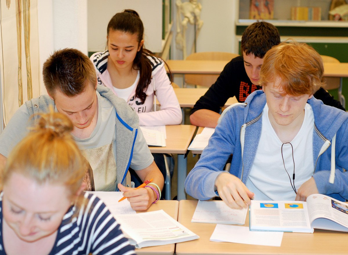 'Maak die klassen eens kleiner!' | Scholieren.com