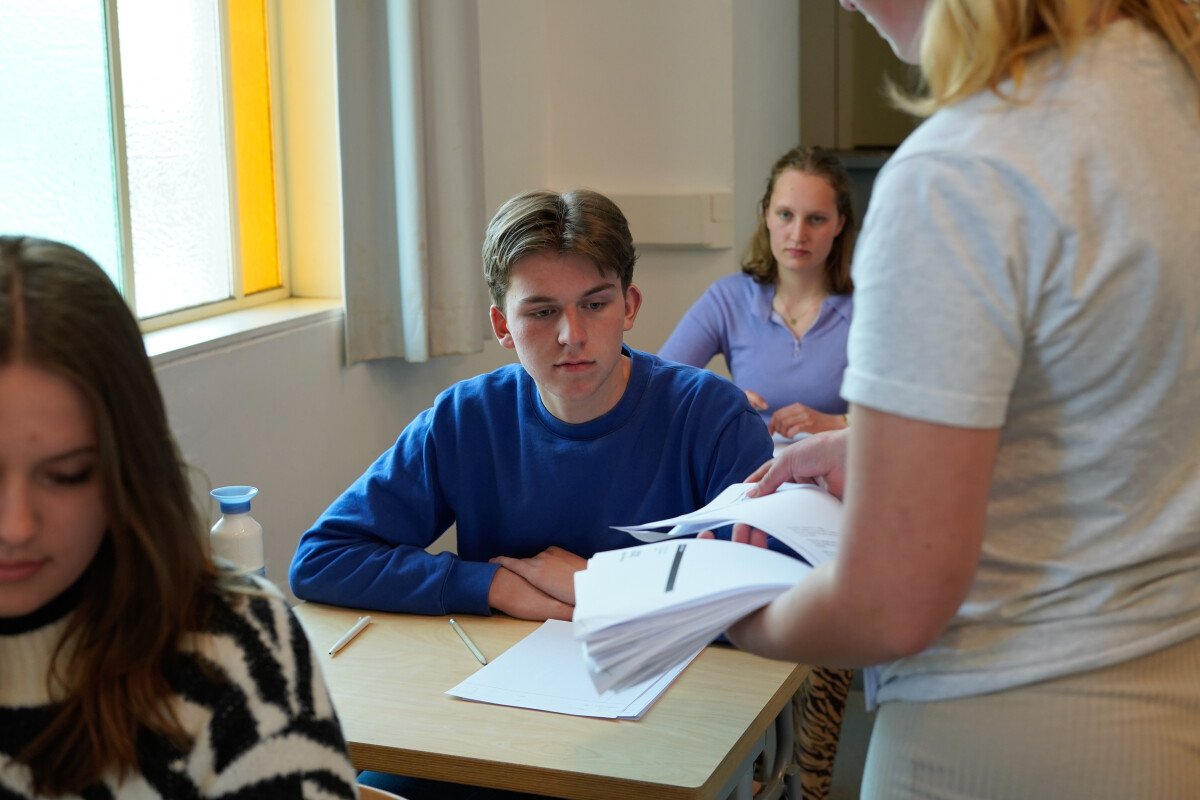 Meer dan genoeg tijd tijdens het havo wiskunde A examen | Eindexamens